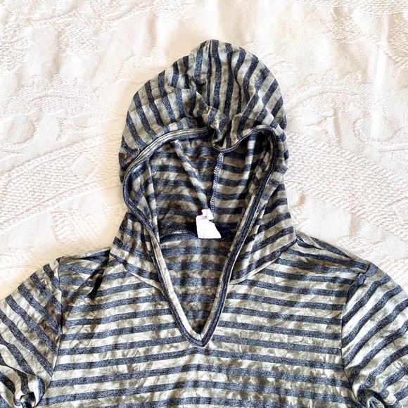 Like-New Forest Outdoorsy Hoodie / Tunic - Picture 2 of 6